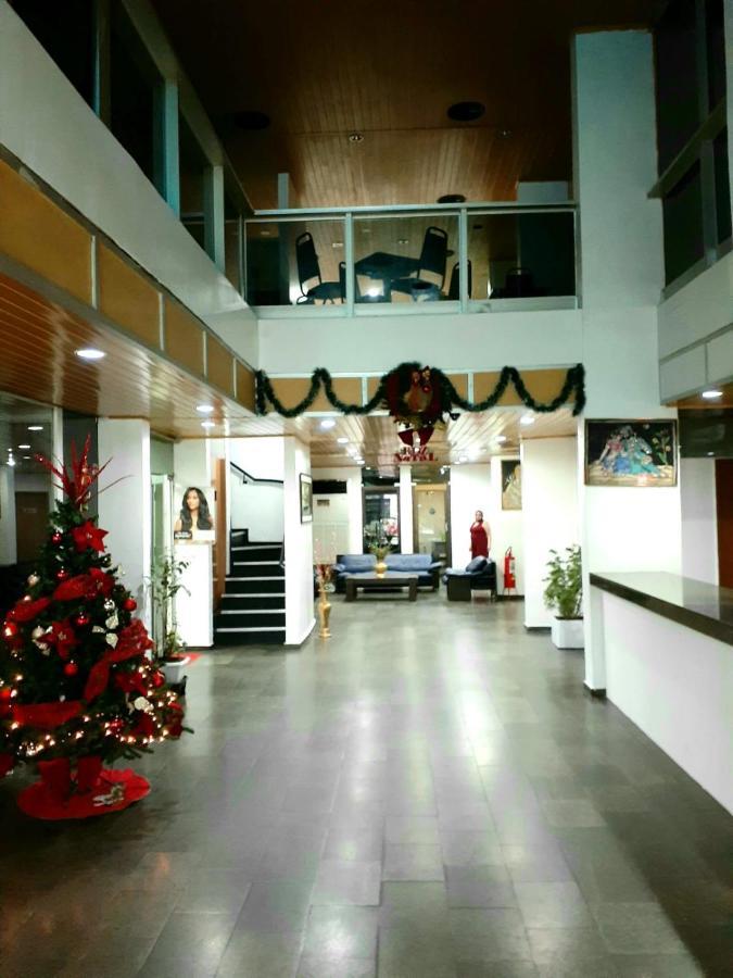 Plaza Hotel Μανάους Εξωτερικό φωτογραφία